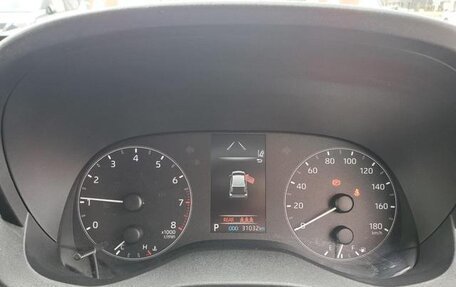 Toyota Yaris, 2022 год, 967 000 рублей, 12 фотография