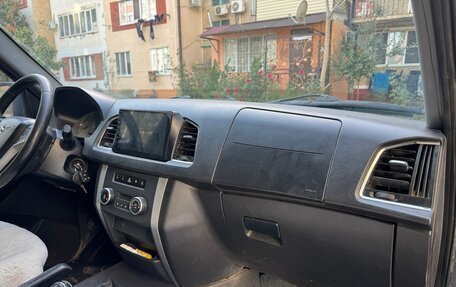 ЛуАЗ Patriot, 2017 год, 1 050 000 рублей, 6 фотография
