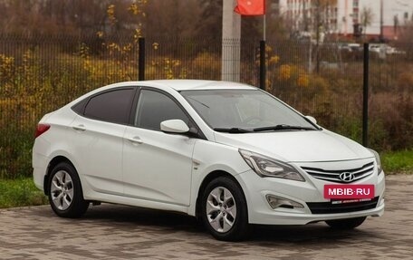 Hyundai Solaris II рестайлинг, 2015 год, 1 090 000 рублей, 3 фотография