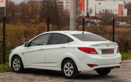Hyundai Solaris II рестайлинг, 2015 год, 1 090 000 рублей, 8 фотография