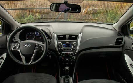 Hyundai Solaris II рестайлинг, 2015 год, 1 090 000 рублей, 21 фотография