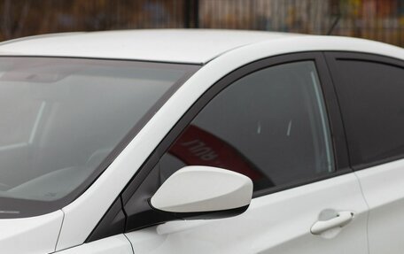 Hyundai Solaris II рестайлинг, 2015 год, 1 090 000 рублей, 15 фотография