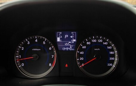 Hyundai Solaris II рестайлинг, 2015 год, 1 090 000 рублей, 25 фотография