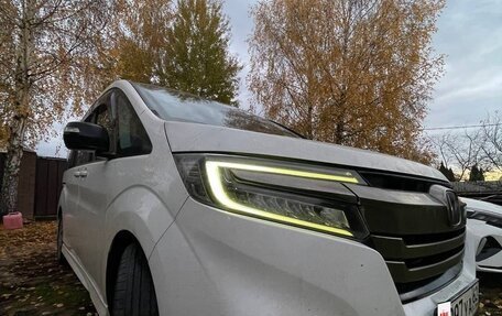 Honda Stepwgn IV, 2017 год, 2 500 000 рублей, 3 фотография