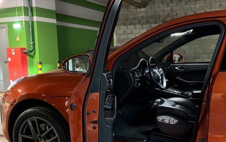 Porsche Macan I рестайлинг, 2022 год, 9 900 000 рублей, 5 фотография