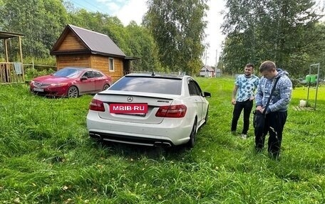 Mercedes-Benz E-Класс, 2012 год, 1 950 000 рублей, 15 фотография