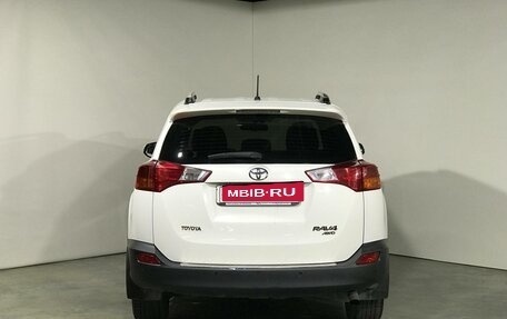 Toyota RAV4, 2014 год, 1 847 000 рублей, 8 фотография