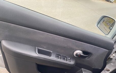 Nissan Tiida, 2008 год, 695 000 рублей, 17 фотография