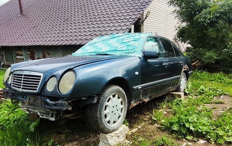 Mercedes-Benz E-Класс, 1999 год, 140 000 рублей, 6 фотография