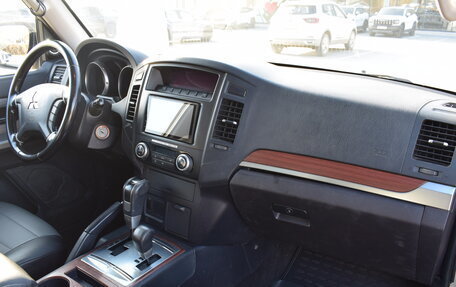 Mitsubishi Pajero IV, 2008 год, 1 197 000 рублей, 15 фотография