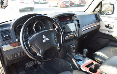 Mitsubishi Pajero IV, 2008 год, 1 197 000 рублей, 14 фотография