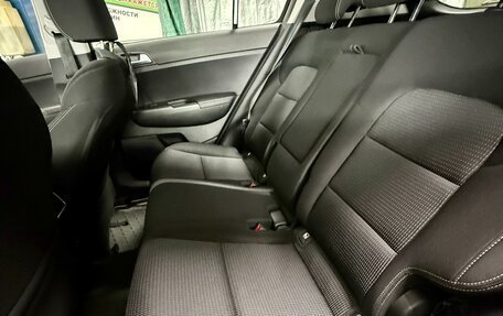 KIA Sportage IV рестайлинг, 2021 год, 2 400 000 рублей, 5 фотография