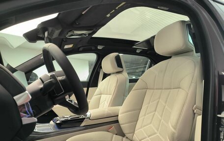 BMW 7 серия, 2025 год, 18 фотография