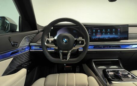 BMW 7 серия, 2025 год, 14 фотография