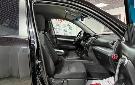 KIA Sorento II рестайлинг, 2015 год, 1 999 000 рублей, 14 фотография