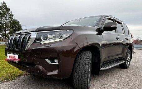 Toyota Land Cruiser Prado 150 рестайлинг 2, 2017 год, 4 400 000 рублей, 2 фотография