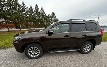 Toyota Land Cruiser Prado 150 рестайлинг 2, 2017 год, 4 400 000 рублей, 14 фотография
