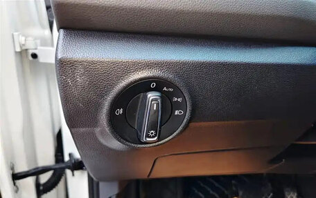 Volkswagen T-Roc I, 2023 год, 1 400 000 рублей, 8 фотография