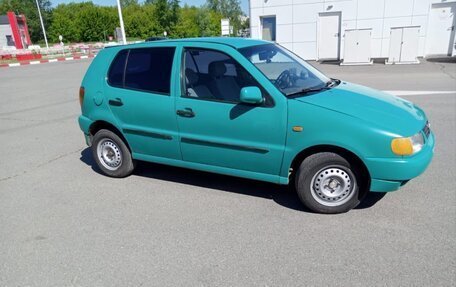 Volkswagen Polo III рестайлинг, 1997 год, 195 000 рублей, 4 фотография