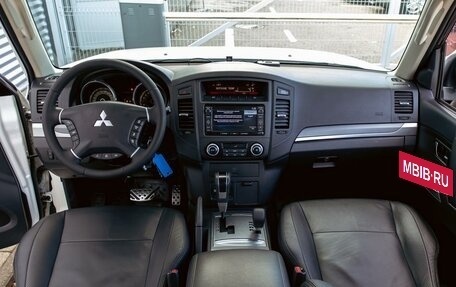 Mitsubishi Pajero IV, 2013 год, 1 995 000 рублей, 16 фотография