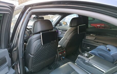 BMW 7 серия, 2013 год, 2 700 000 рублей, 13 фотография