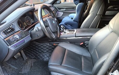 BMW 7 серия, 2013 год, 2 700 000 рублей, 12 фотография