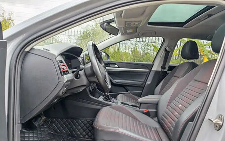 Volkswagen Lavida, 2022 год, 1 800 000 рублей, 8 фотография