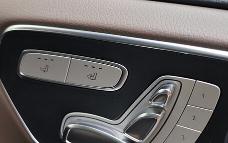 Mercedes-Benz V-Класс, 2019 год, 7 500 000 рублей, 9 фотография