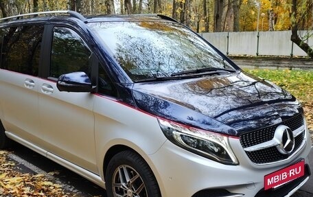 Mercedes-Benz V-Класс, 2019 год, 7 500 000 рублей, 7 фотография