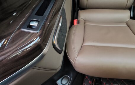 Mercedes-Benz V-Класс, 2019 год, 7 500 000 рублей, 19 фотография