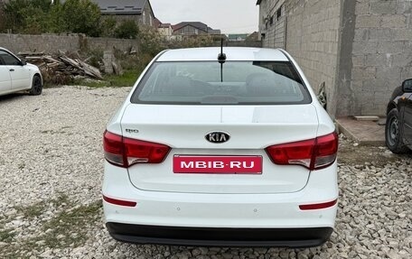 KIA Rio III рестайлинг, 2017 год, 820 000 рублей, 4 фотография
