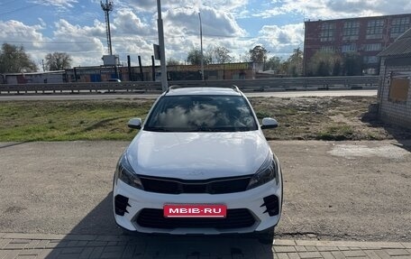 KIA Rio IV, 2021 год, 1 800 000 рублей, 1 фотография