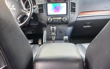 Mitsubishi Pajero IV, 2008 год, 2 000 000 рублей, 2 фотография