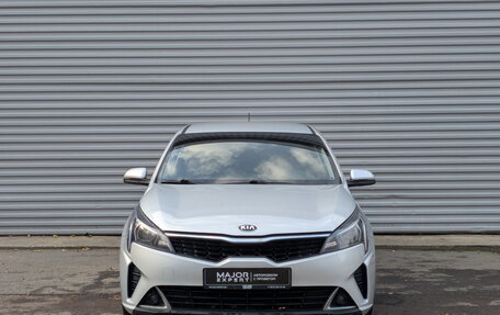 KIA Rio IV, 2021 год, 1 550 000 рублей, 2 фотография