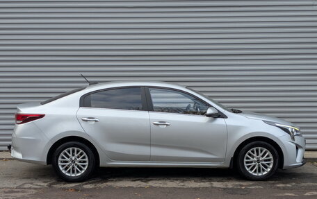 KIA Rio IV, 2021 год, 1 550 000 рублей, 4 фотография