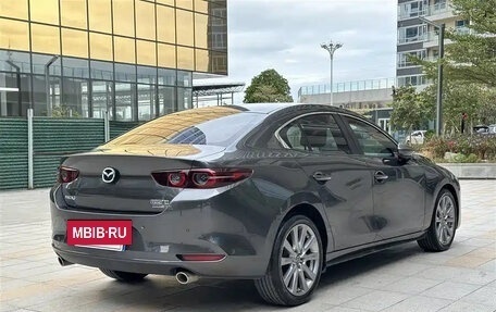 Mazda 3, 2022 год, 2 000 000 рублей, 4 фотография
