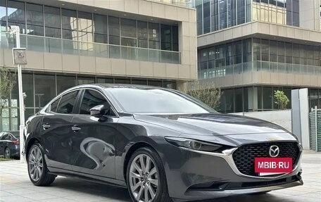 Mazda 3, 2022 год, 2 000 000 рублей, 3 фотография
