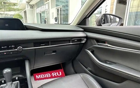 Mazda 3, 2022 год, 2 000 000 рублей, 14 фотография