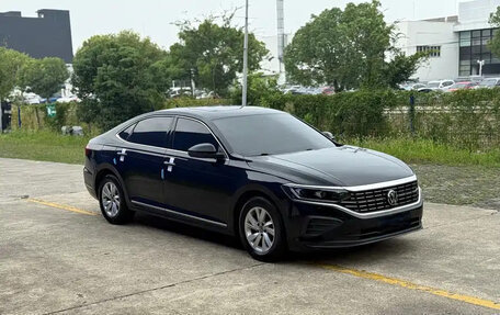 Volkswagen Passat B8 рестайлинг, 2022 год, 1 900 000 рублей, 3 фотография