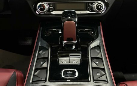 FAW Bestune T77, 2024 год, 2 176 000 рублей, 12 фотография