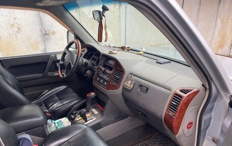 Mitsubishi Pajero III рестайлинг, 2002 год, 600 000 рублей, 9 фотография