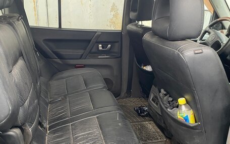 Mitsubishi Pajero III рестайлинг, 2002 год, 600 000 рублей, 10 фотография