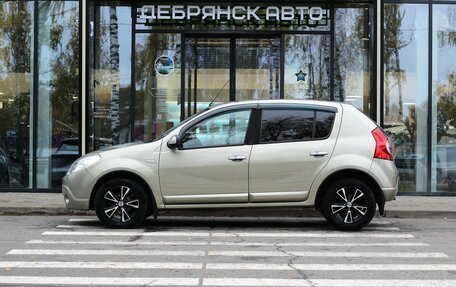 Renault Sandero I, 2011 год, 695 000 рублей, 2 фотография