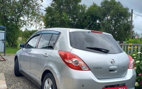 Nissan Tiida, 2010 год, 660 000 рублей, 3 фотография
