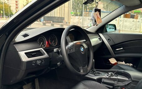 BMW 5 серия, 2004 год, 780 000 рублей, 7 фотография