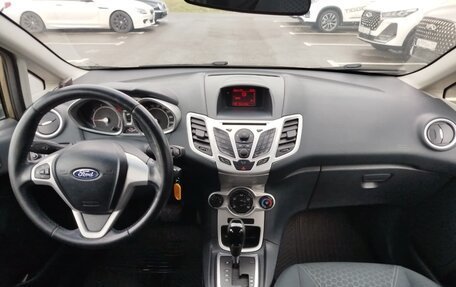 Ford Fiesta, 2012 год, 850 000 рублей, 11 фотография