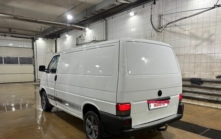 Volkswagen Transporter T4, 2002 год, 850 000 рублей, 4 фотография