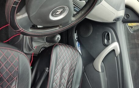 Renault Logan I, 2011 год, 380 000 рублей, 3 фотография