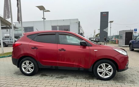 Hyundai ix35 I рестайлинг, 2010 год, 1 120 000 рублей, 2 фотография