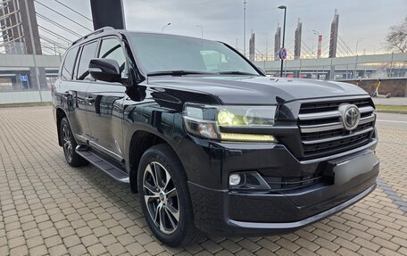 Toyota Land Cruiser 200, 2019 год, 8 000 000 рублей, 7 фотография